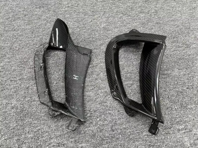 High Quality Fast Delivery Whole Sale Price Dry Carbon Fiber OEM Style Bumper Side Vents Body Kits for  720S